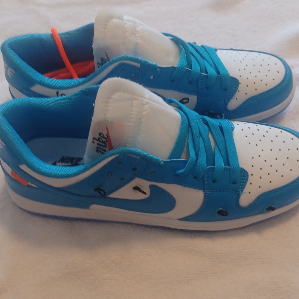 Nike SB.  182888 1688888